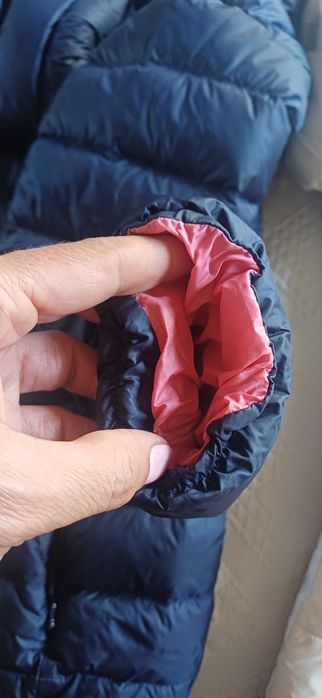 Страхотно яке на марката guess