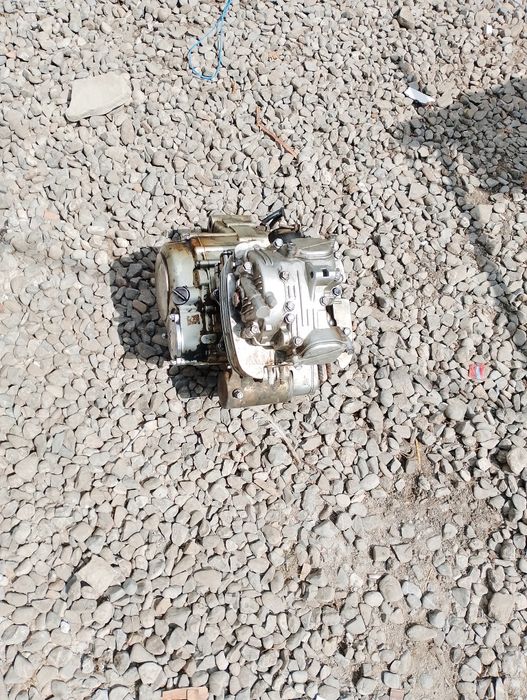 Vând motor de atv 300cc