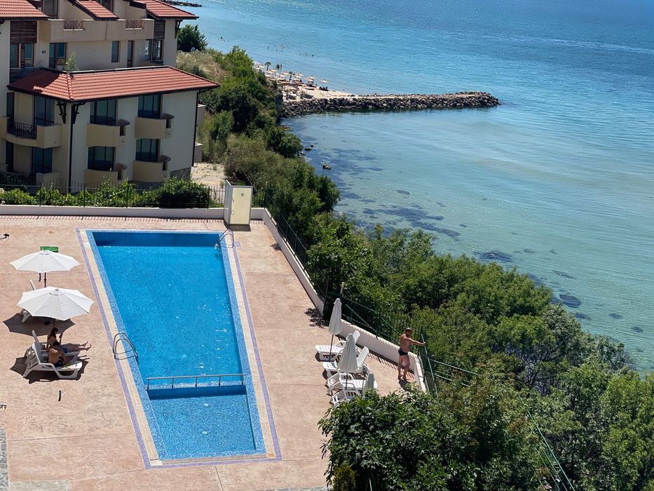 Продава се Двустаен апартамент в Свети Влас - 80 кв.м за 1 €/кв.м - Снимка #12