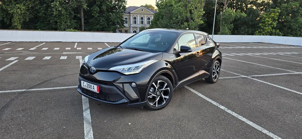 Toyota C-HR Import Germania de la Pers Fizica 2.0 Hybrid 184cp Team Deutschland