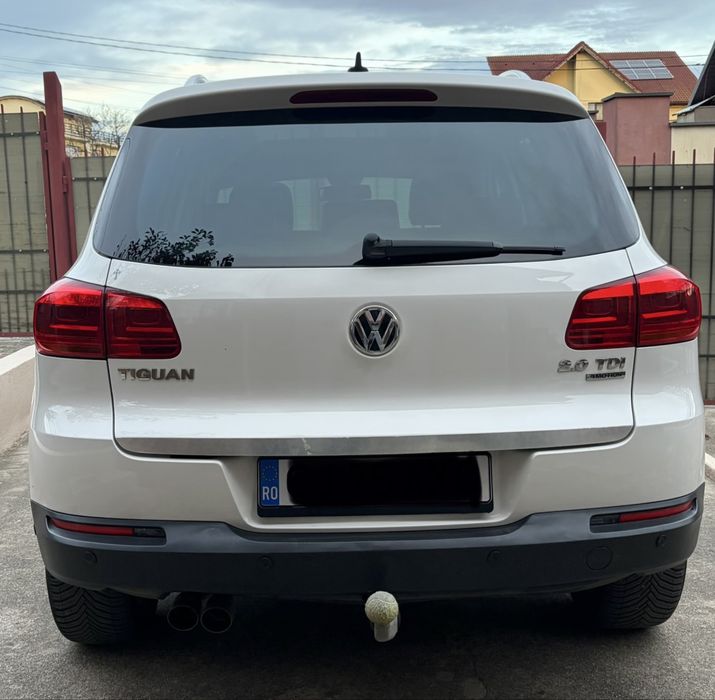 VOLKSWAGEN Passat Alltrack 2012 — imagine 4