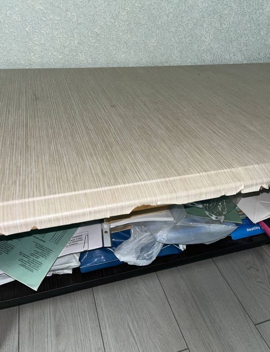 Журнальный столик