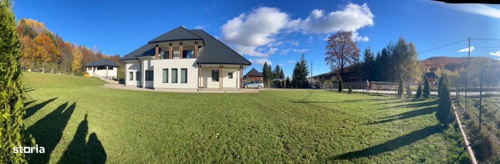 Vila moderna P+1E cu foisor, beci si garaj – teren 3.000 m², finisa