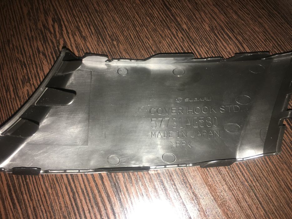 Заглушка бампера Subaru