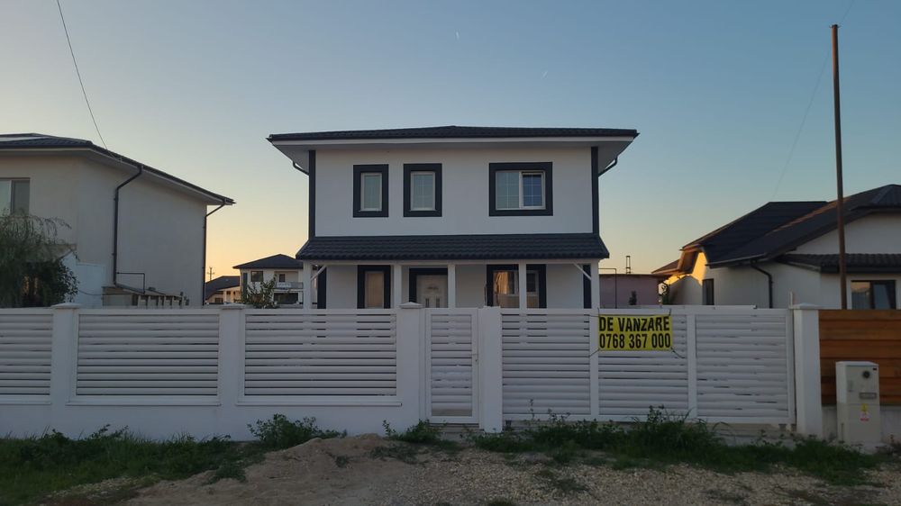 Vând casă în Crevedia DB, 400 mp teren, 25 km de București