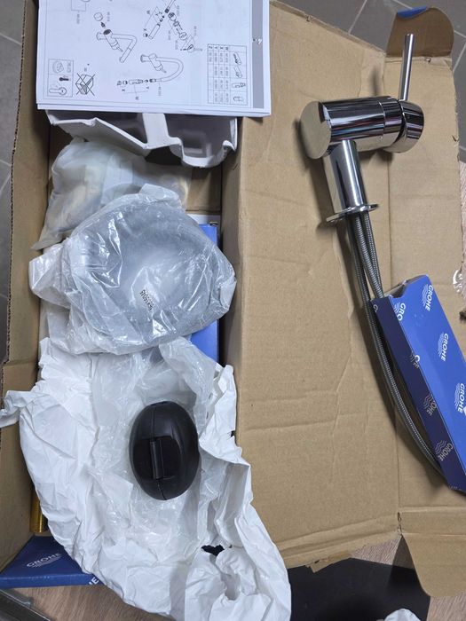 Baterie bucatarie cu dus extractibil Grohe Minta crom lucios