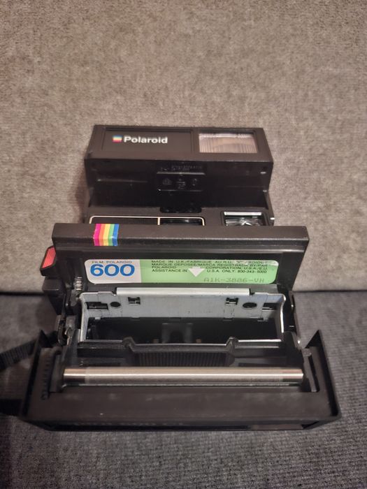 Ретро фотоапарат Polaroid Spirit 600 CL