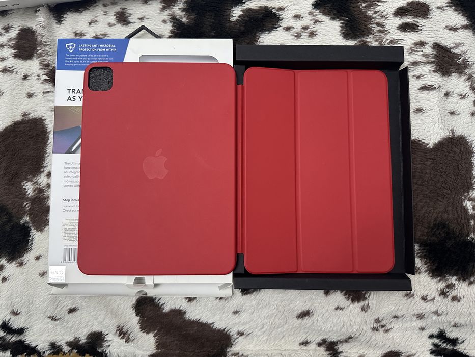 Чехол на iPad Pro 11