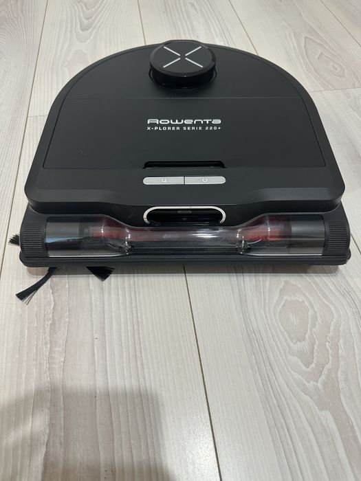 Robot de aspirare Rowenta XPlorer 220+