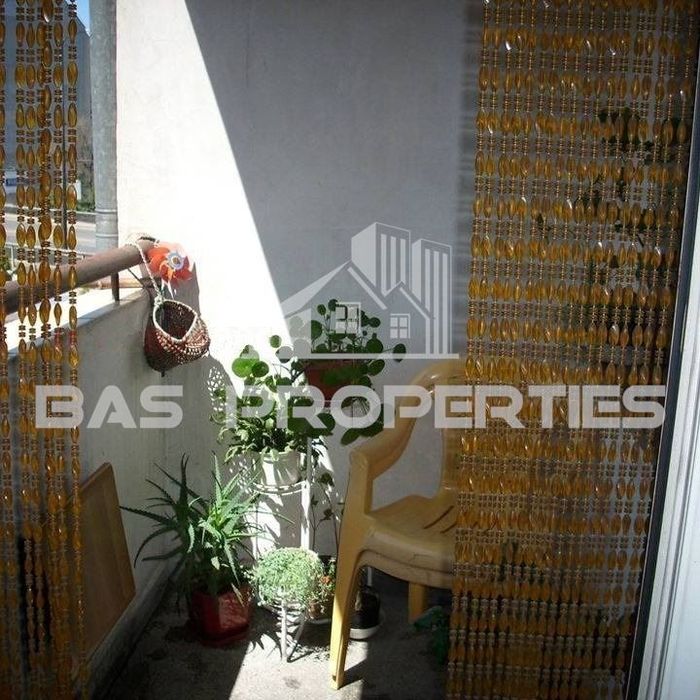 2-стаен в София-Оборище площ 80