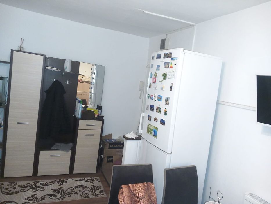 Închiriez apartament doua camere complet utilat și mobilat cu centrală proprie, zona ștrand direct de la proprietar