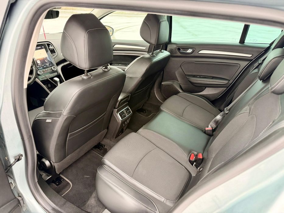 Renault Megane E-Tech Plug-in Hybrid, Automat, Intense