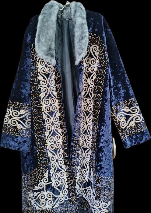 Чапан национальный