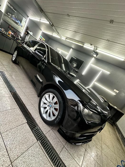 Dezmembrez bmw f02 730d n57 - 2010