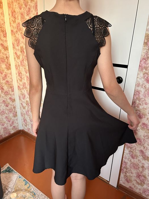 Продам маленькое, черное платье