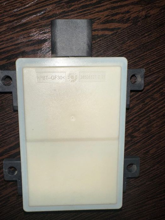 Датчик слепых зон Genesis g80 2021 год