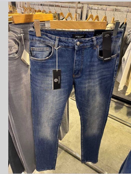 blugi modele noi polo versace