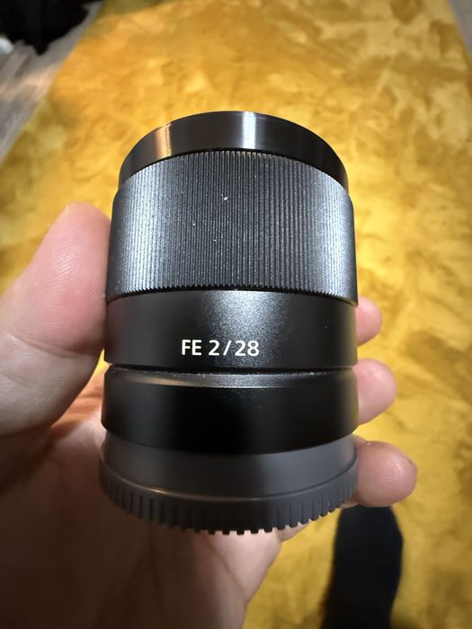 Obiectiv Sony 28mm F2 montura FE