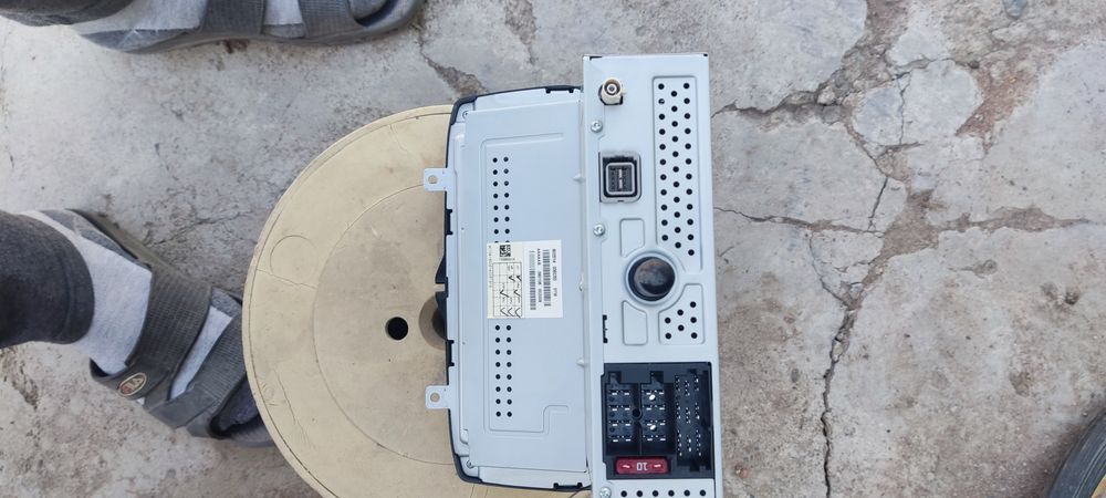 Магнитола от Лада Веста