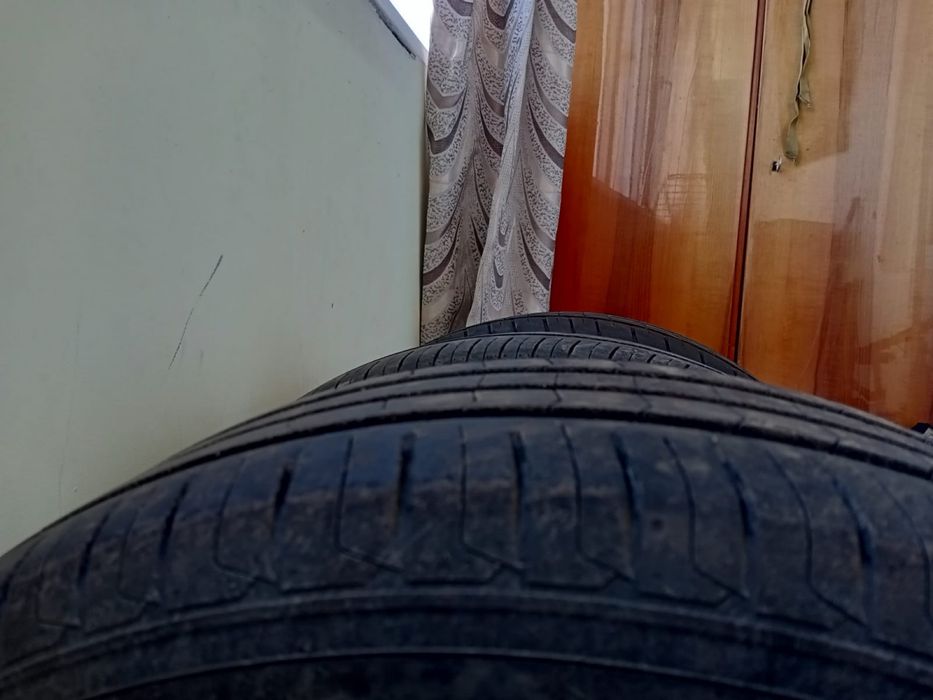 Шины на машину срочно