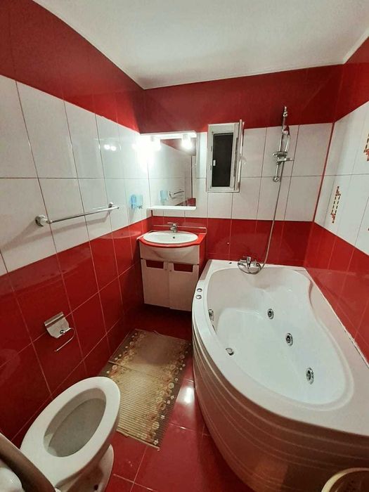 Apartament 3 camere, decomandat, 74 mp, Berca