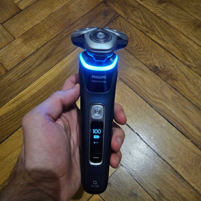 Philips i9000 prestige aparat de ras