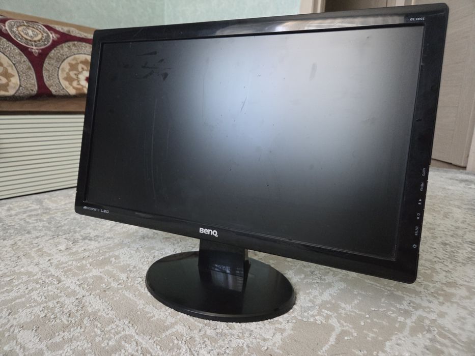 Монитор BenQ GL2055 60 герц