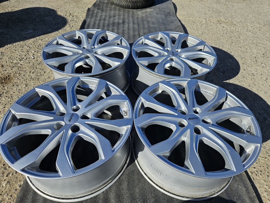Vând jante r20 Aliaj Alutec W10-X 5×114,3