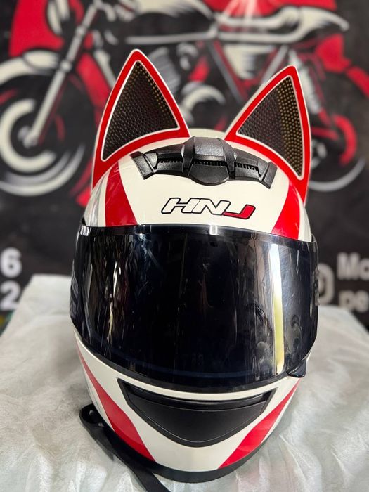 Продаются шлема все новые не использовались