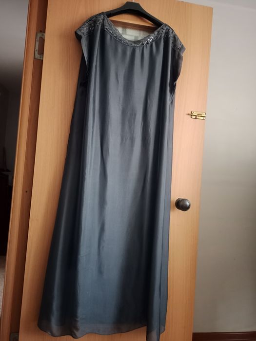 Все по 2000тг.Платья 54-56р.