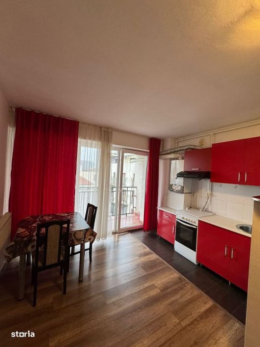 Apartament modern, zona centrala, etaj intermediar, lift — fotografia 1