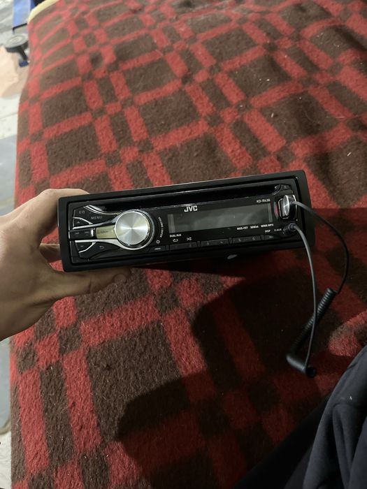 Продам магнитолу 1дин