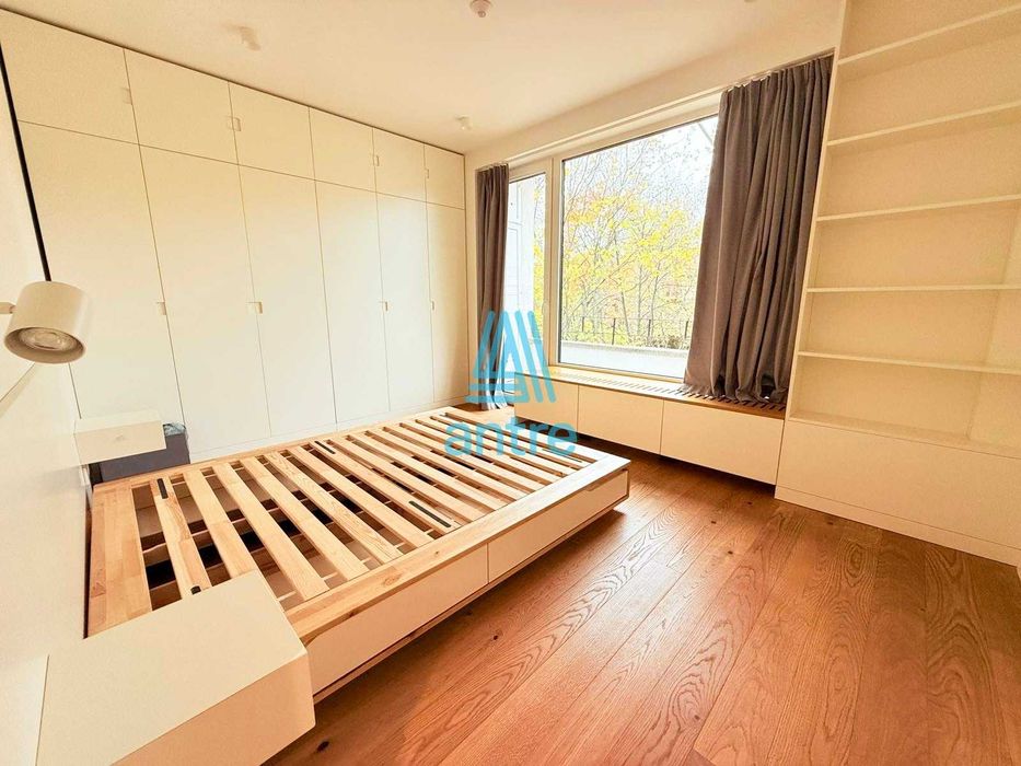 Продава се Тристаен апартамент в София, Изток - 87 кв.м за 3907 €/кв.м - Снимка #5