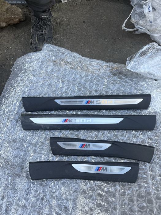 Вътрелни М лайсни М50д Бмв х5 ф15 (vutreshni pragove bmw x5 f15)