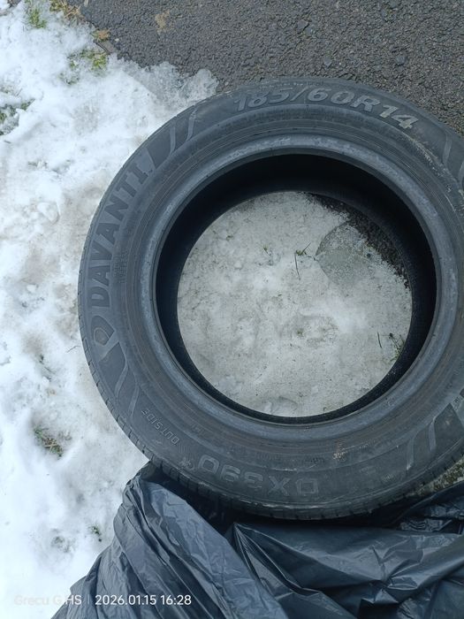 Vând cauciucuri de vara R14