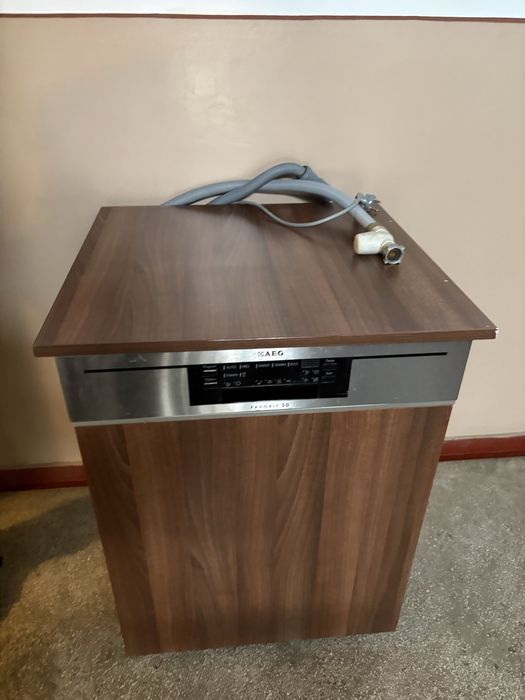 Masina de spalat vase 60cm