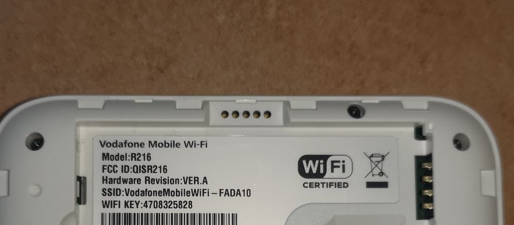 Router modem wifi mobil cu cartela sim 4G Huawei