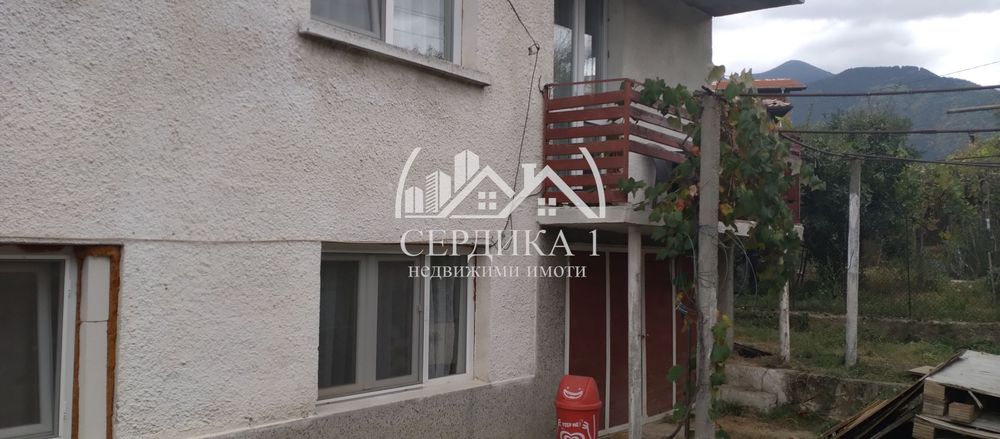 Продава се Къща в с. Самораново, Област Кюстендил - 240 кв.м за 833 €/кв.м - Снимка #12