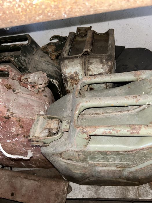 5 броя автомобилни туби, за гориво