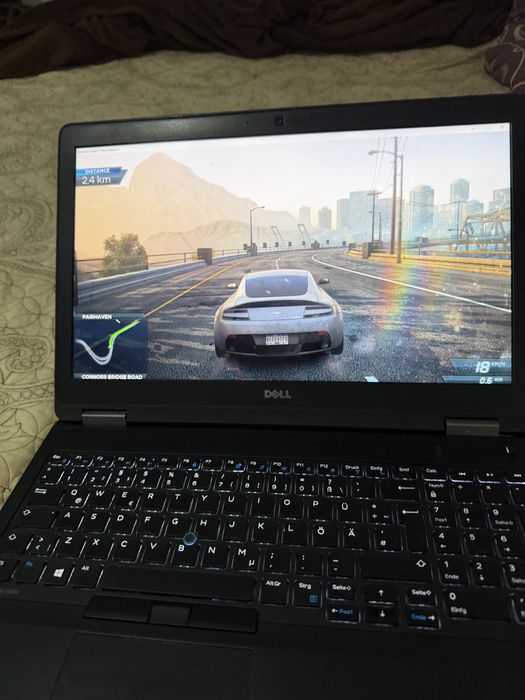 Laptop Dell Core i5 gen 6 256 gb ssd 8 gb ram jocuri w10pro