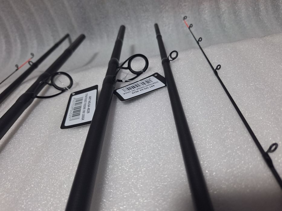 Set 2 FL STRATEGIST METHOD FEEDER 3.90m + 2 Strategist 8000 10+1 Bb

S