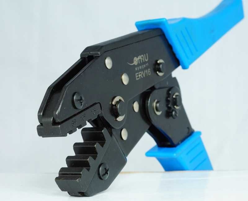 Различни клещи за кримпване / кербоване на кабелни накрайници и обувки