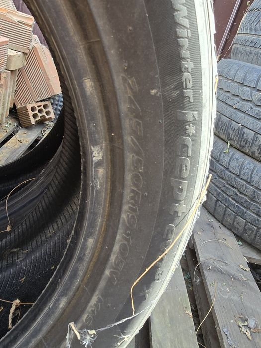 Set 2 anvelope/cauciuc/roti 245/50R19 (iarna) ca noi