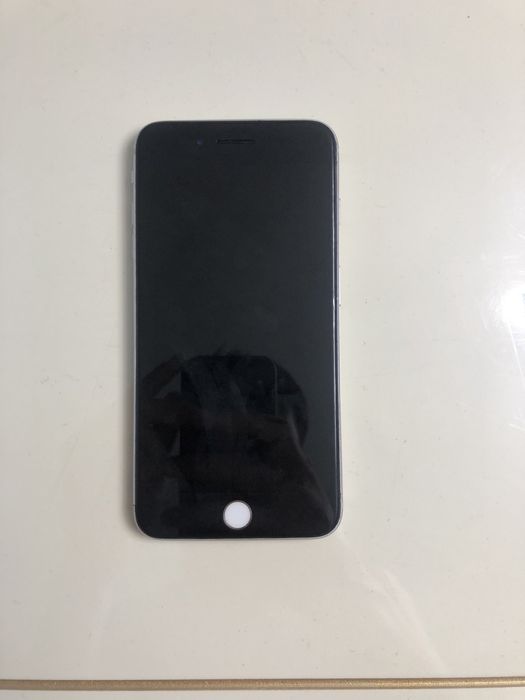 Iphone 8 plus + 64gb