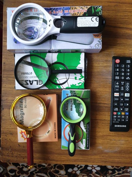 Увеличительное стекло 2 вида