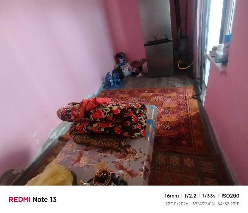 Buxoro viloyati Kogon shahrida hovli sotiladi. 2 sotix maydonga ega.