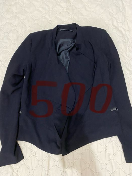 Продам вещи на девушку, размер 42-44.