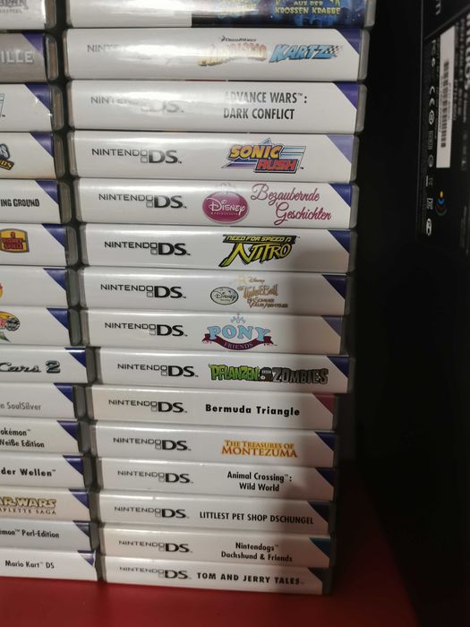 Vand/Schimb Colectie Lot 116 de jocuri (din 351) Nintendo DS ORIGINALE cu CUTIE  in valoare de 3900 euro sau SCHIMB CU DIVERSE PRODUSE sau AUTO