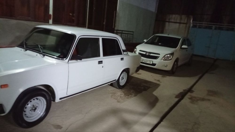 21 07 moshina ikkita joyida kraska bor ichiga otmagan