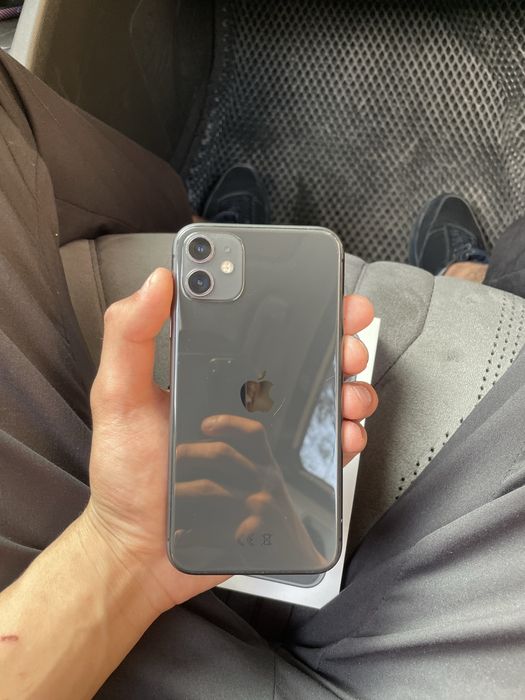 IPhone 11       .